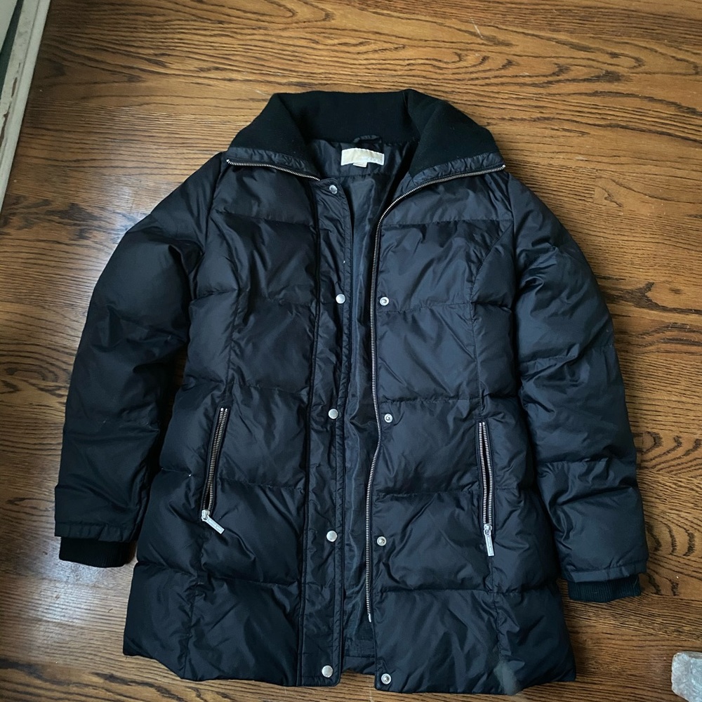 MICHAEL Micheal Kors black  down puffer jacket